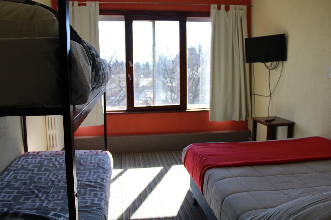 Italia Inn Hostel San Carlos de Bariloche Eksteriør bilde